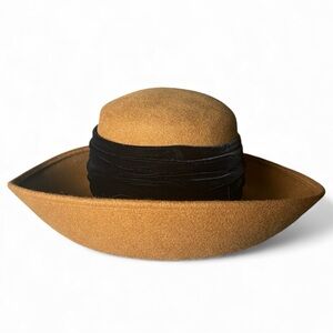 Toucan Tan Wool Hat